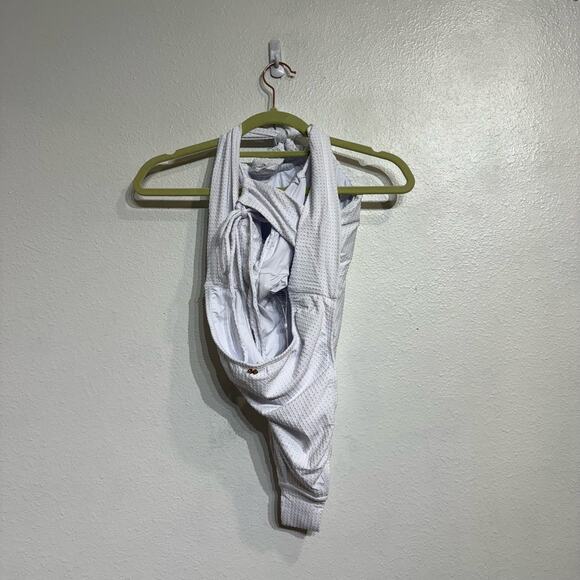 PQ Swim Sail White Vale One Piece Swimsuit Sz L NWT - Picture 9 of 12